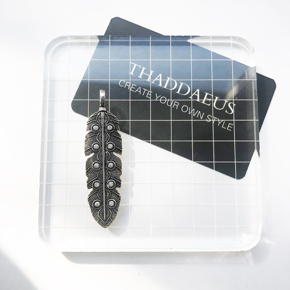 قلادة النسر ريشة ، العلامة الت - مراجعة Men Accessories Brands وسعره